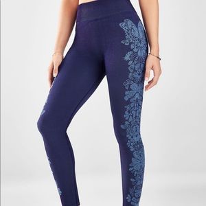 Fabletics Seamless High-Waisted Butterfly Leggings
